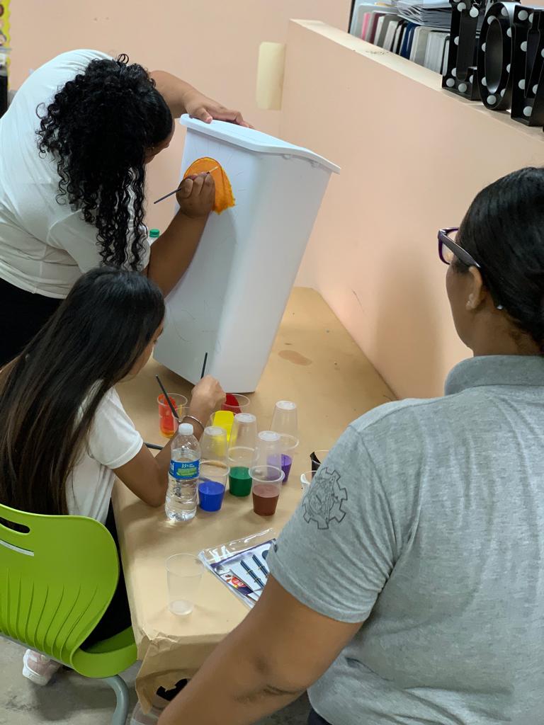 ef1524de-d2ef-4db2-8a88-e55193f2e79d